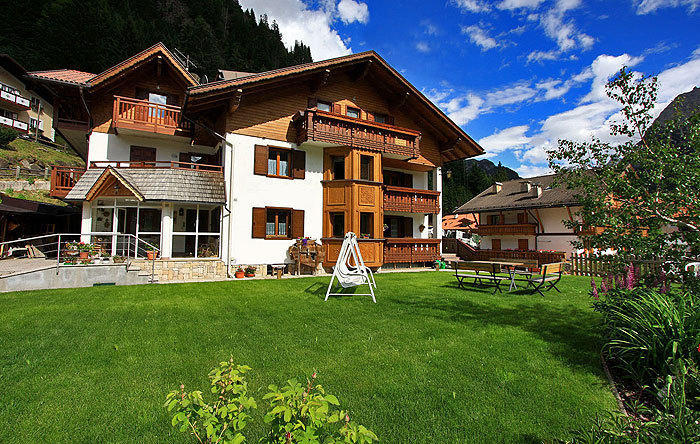 Cesa Roseda Appartement Canazei Buitenkant foto